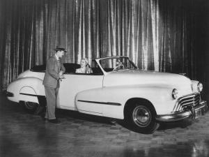 Oldsmobile Custom Cruiser 98 Convertible 1947 года